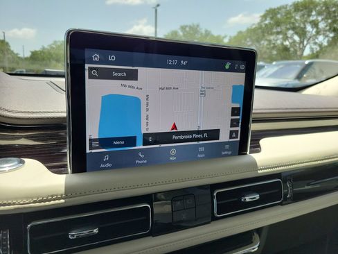 Certified 2023 Lincoln Aviator Black Label w/ Dynamic Handling Package AWD/4WD image 22
