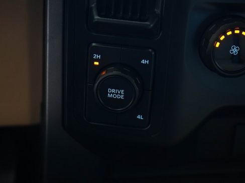 Used 2023 Ford F150 XLT image 27