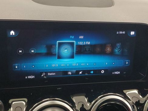 Used 2022 Mercedes-Benz GLA 250 4MATIC image 19