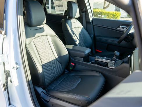 New 2026 Kia Sportage X-Line AWD/4WD image 9
