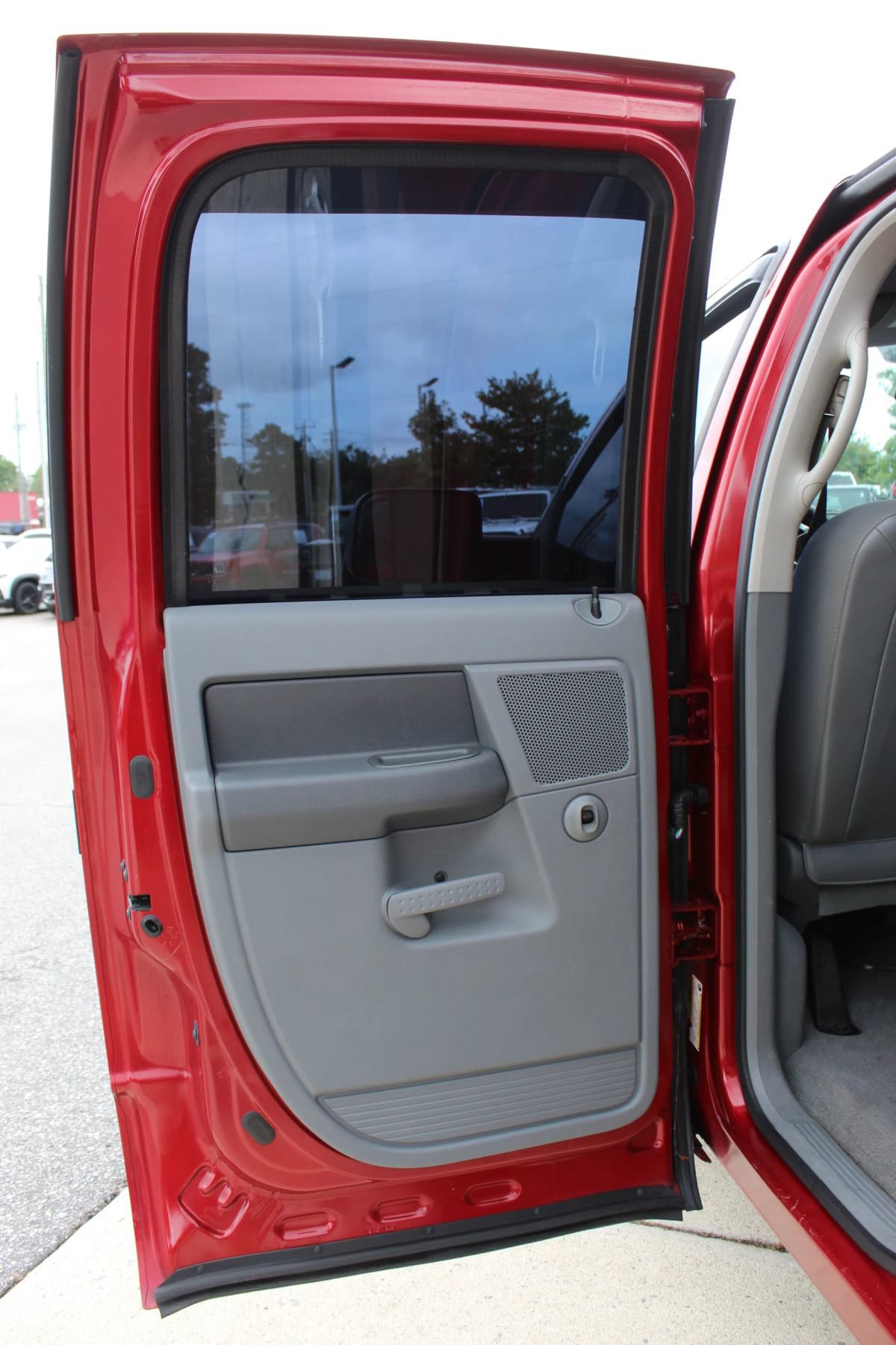 Used 2006 Dodge Ram 1500 Truck SLT RWD image 17