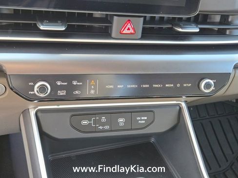 New 2026 Kia Carnival image 19