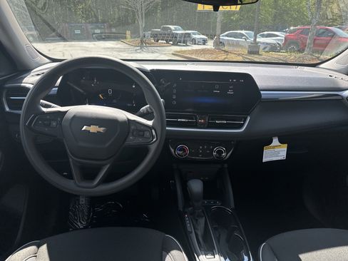 New 2025 Chevrolet TrailBlazer LT image 21