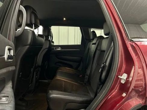 Used 2018 Jeep Grand Cherokee Altitude AWD/4WD image 12
