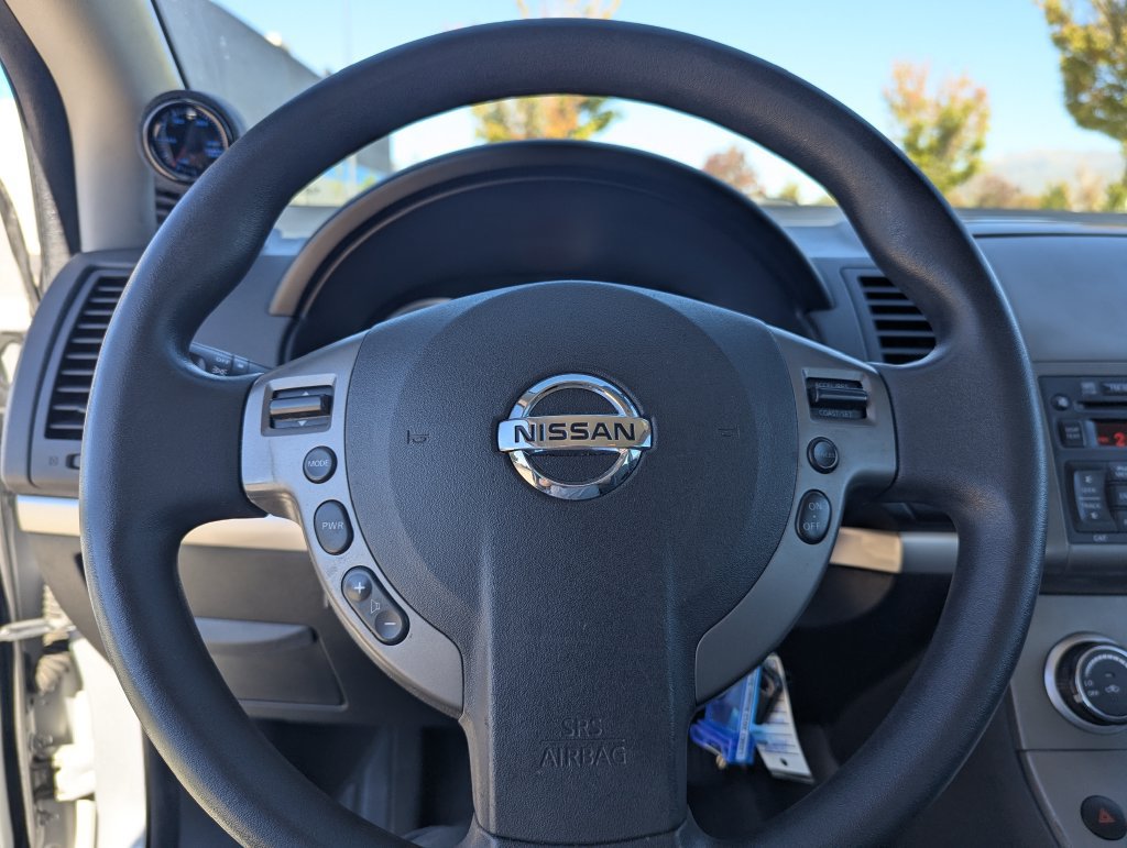 Used 2012 Nissan Sentra 2.0 S FWD image 19