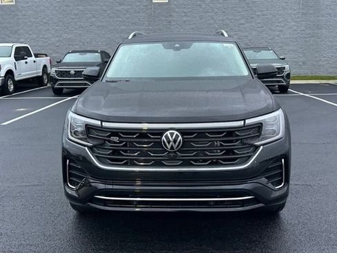 New 2026 Volkswagen Atlas SEL Premium R-Line image 2