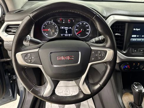 Used 2019 GMC Acadia SLE image 20