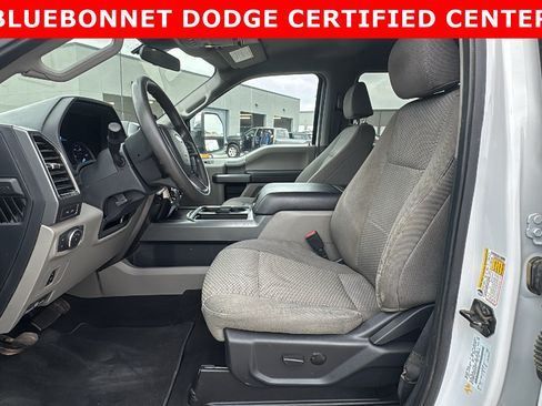 Used 2022 Ford F350 XLT w/ XLT Premium Package AWD/4WD image 9