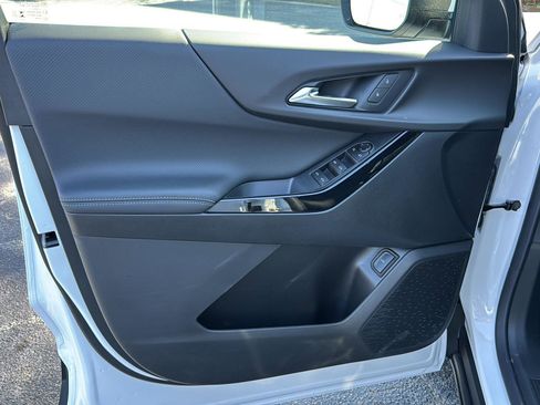 New 2026 Chevrolet Equinox LT w/ Convenience Package II image 14