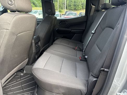 Used 2025 Chevrolet Colorado Trail Boss AWD/4WD image 24
