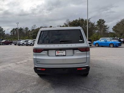 New 2024 Jeep Wagoneer 4WD w/ Premium Group I