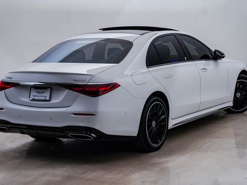 Used 2024 Mercedes-Benz S 580 4MATIC Sedan image 11
