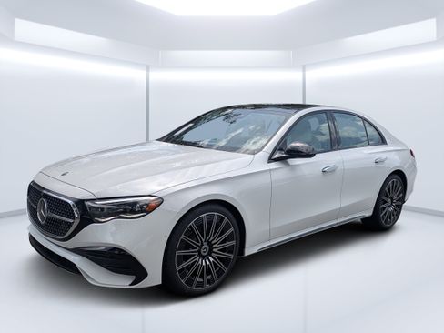 New 2026 Mercedes-Benz E 350 Sedan image 6