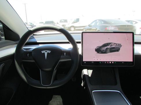 Used 2023 Tesla Model 3 Standard Range RWD image 22