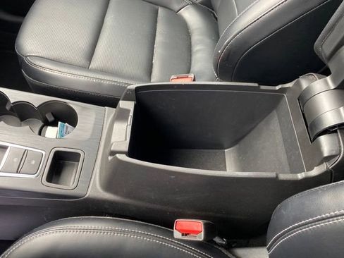 Used 2024 Ford Escape Platinum image 14