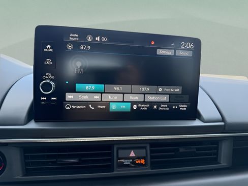 Used 2025 Honda Pilot Black Edition image 16