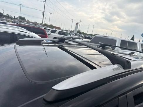 Used 2018 Toyota RAV4 SE w/ Power Extra Value Package AWD/4WD image 10