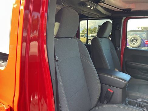 Certified 2024 Jeep Wrangler Sport S image 22
