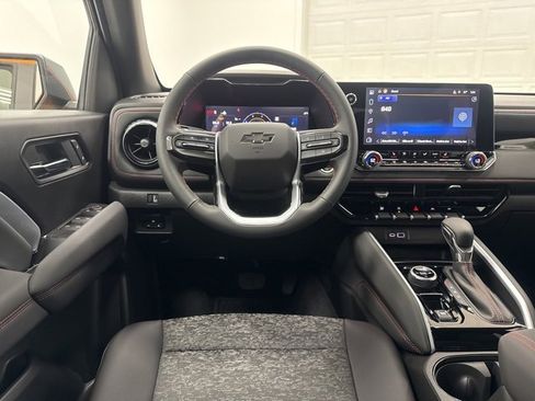 New 2025 Chevrolet Colorado Z71 image 24