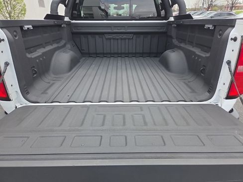Used 2022 Chevrolet Colorado ZR2 AWD/4WD image 31