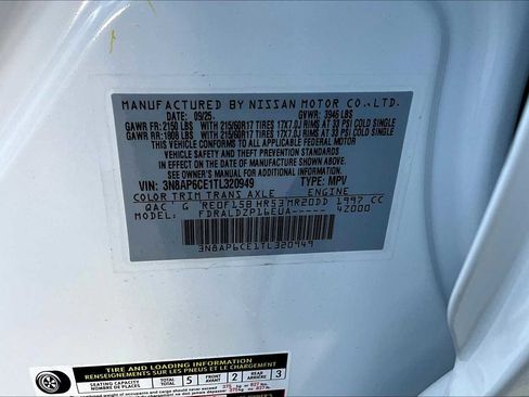 New 2026 Nissan Kicks SV image 14