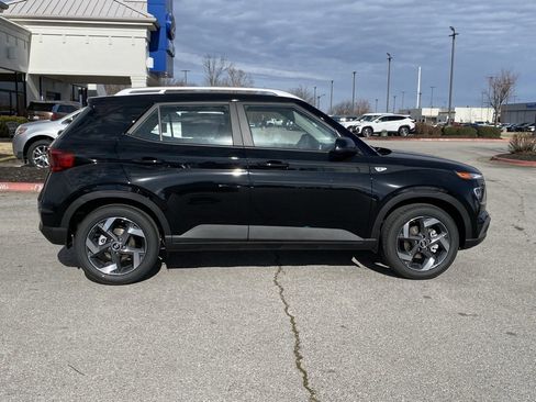 New 2026 Hyundai Venue SEL image 8