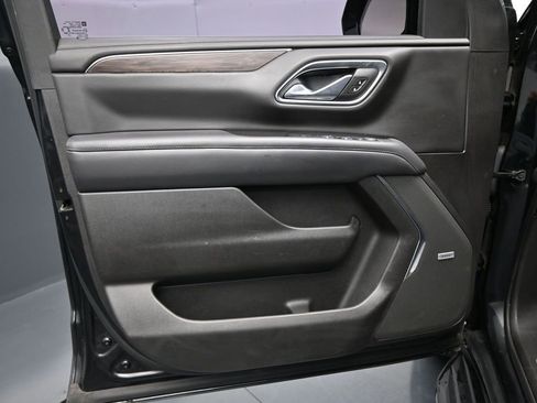 Used 2021 Chevrolet Tahoe LT AWD/4WD image 10