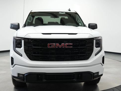 New 2026 GMC Sierra 1500 Elevation image 2