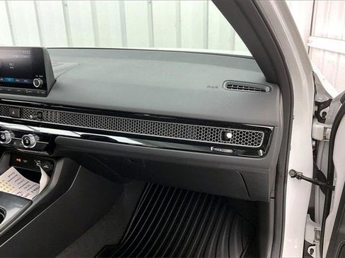 Certified 2023 Honda Civic Sport image 17