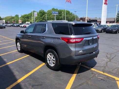 Used 2018 Chevrolet Traverse LT AWD/4WD image 6
