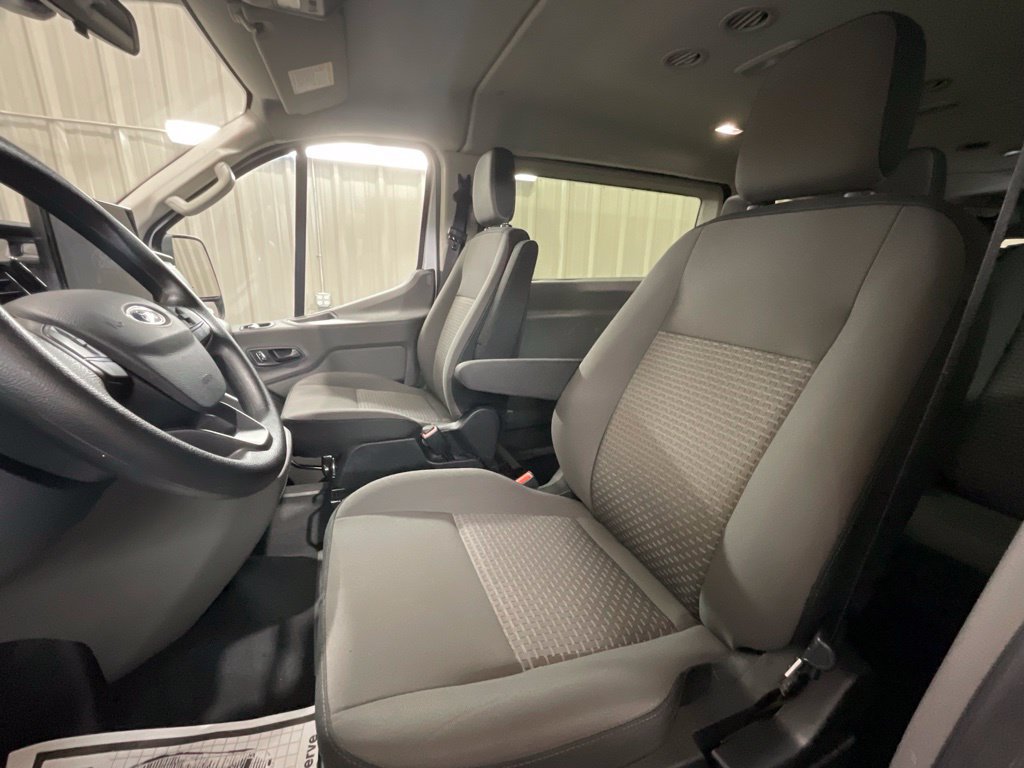 Used 2025 Ford Transit 350 XLT RWD image 9