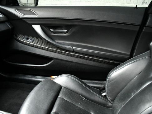 Used 2013 BMW M6 Coupe image 28