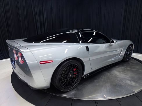 Used 2009 Chevrolet Corvette Coupe w/ Preferred Equipment Group RWD image 43