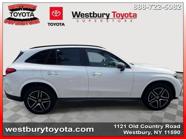 Used 2025 Mercedes-Benz GLC 300 4MATIC image 6