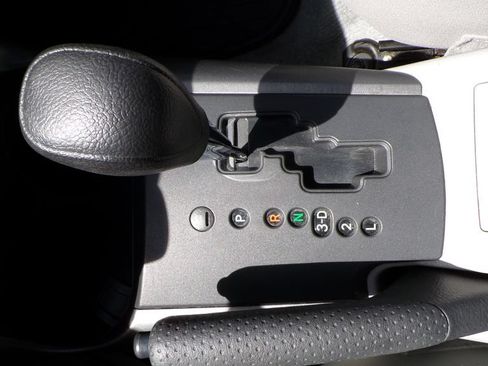 Used 2011 Toyota RAV4 2WD w/ Base L4 Extra Value Pkg image 25