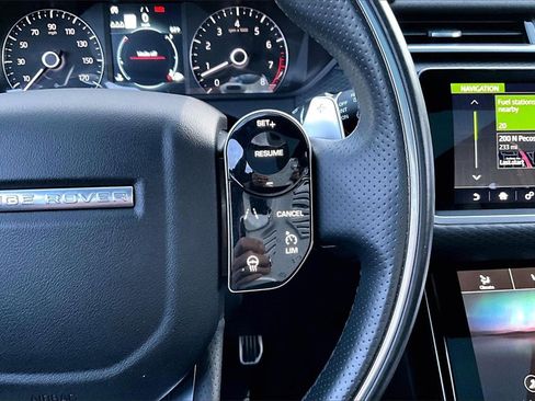 Used 2020 Land Rover Range Rover Velar R-Dynamic S image 12
