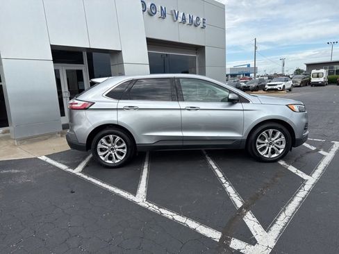Used 2024 Ford Edge Titanium image 7