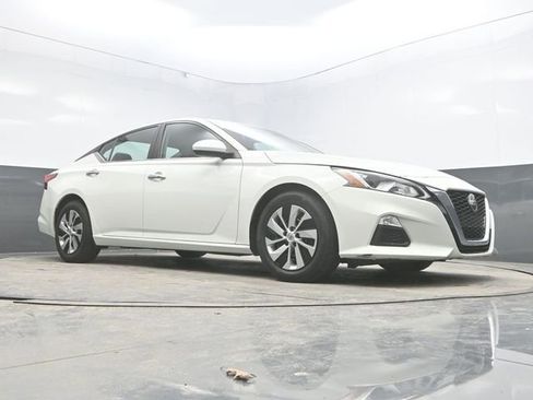 Used 2021 Nissan Altima 2.5 S image 24