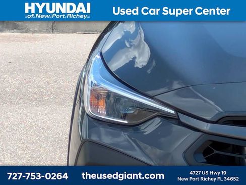 Used 2024 Subaru Crosstrek 2.0i Premium w/ Popular Package #4 AWD/4WD image 9