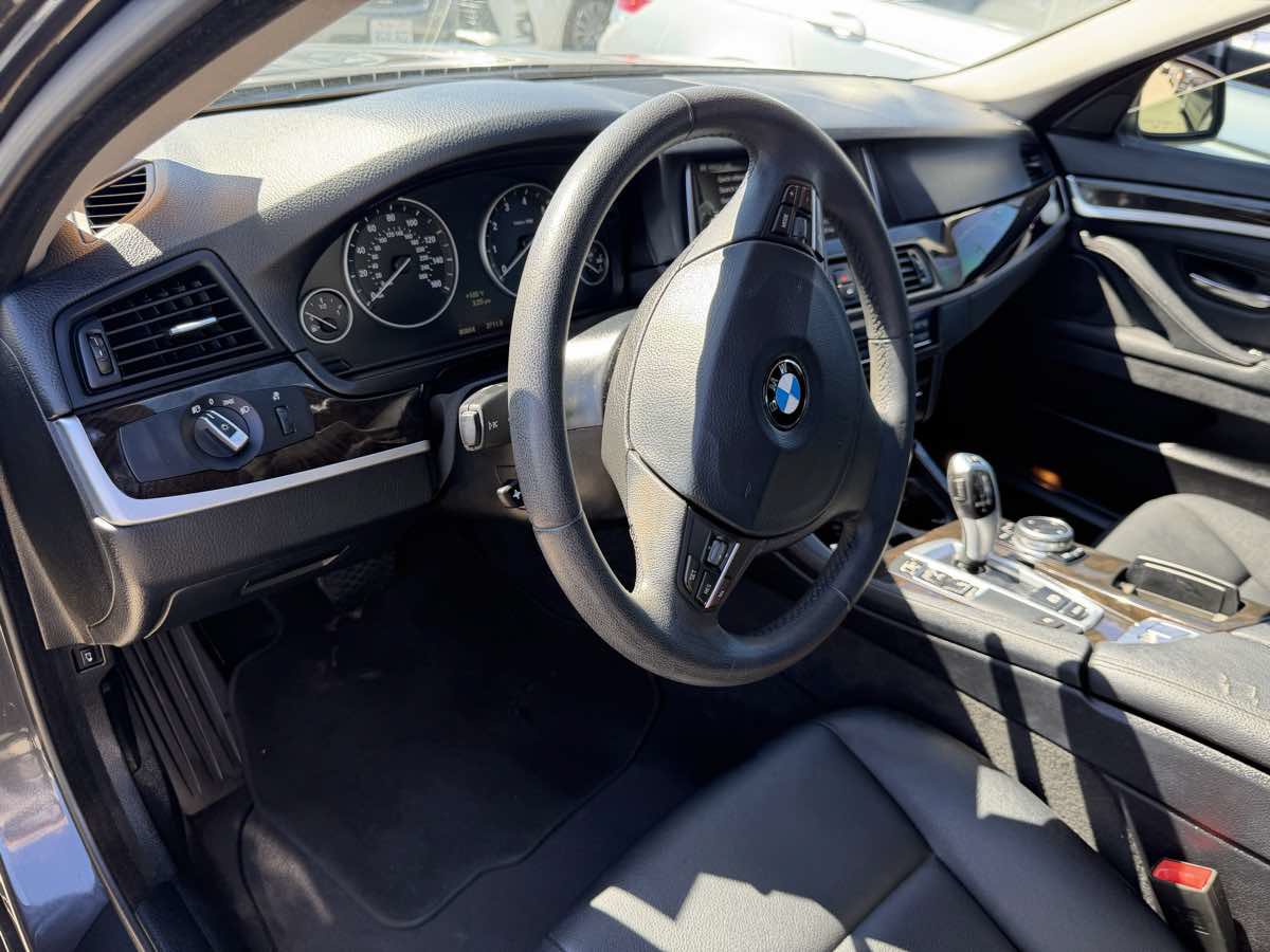 Used 2014 BMW 528i Sedan RWD image 24