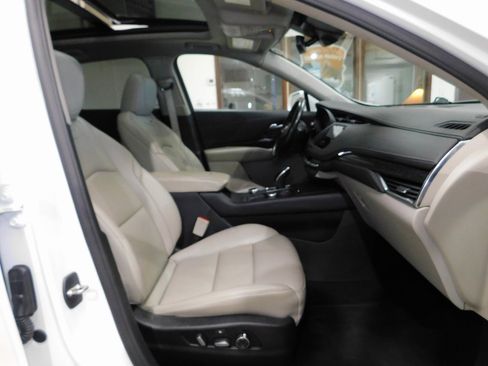 Used 2021 Cadillac XT4 Premium Luxury image 94