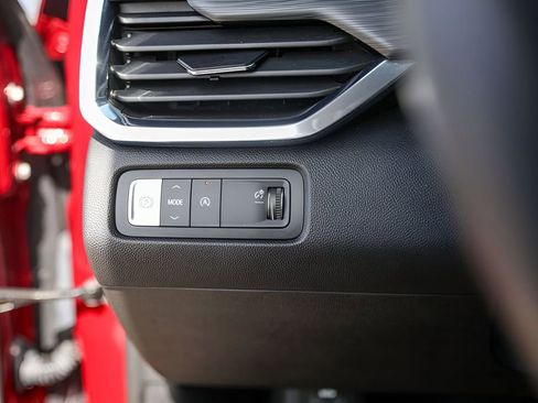 Used 2024 GMC Acadia Elevation w/ Luxury Package image 15