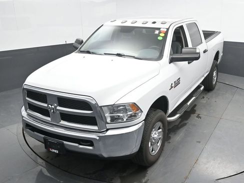 Used 2018 RAM 2500 Tradesman w/ Chrome Appearance Group image 37