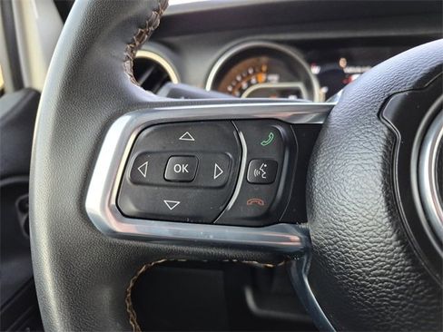 Used 2023 Jeep Gladiator Overland image 25