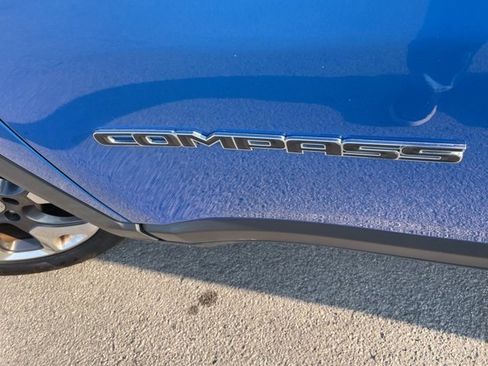 Used 2020 Jeep Compass Limited image 6