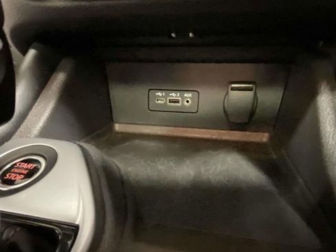 Used 2022 Nissan Sentra SR w/ Trunk Package image 20