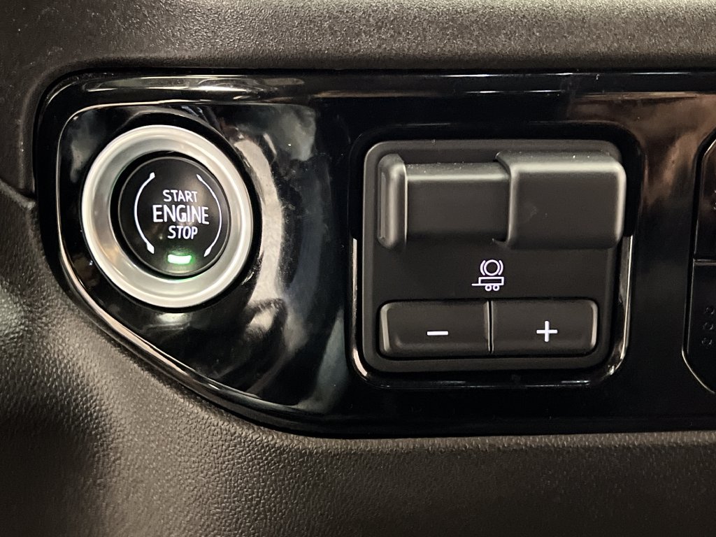 Used 2024 Chevrolet Silverado 1500 RST AWD/4WD image 50