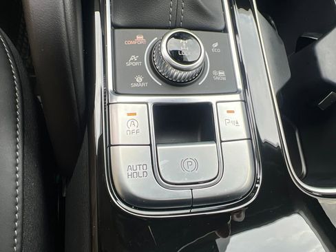 Certified 2025 Kia Telluride S AWD/4WD image 60