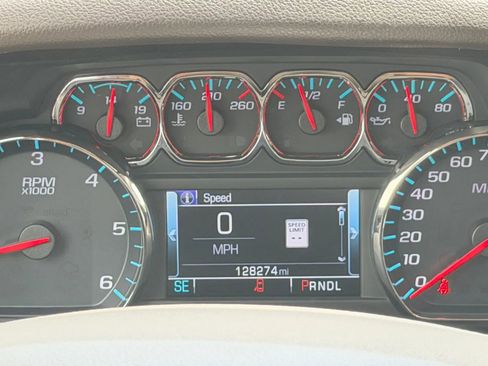 Used 2019 GMC Yukon XL SLT w/ Open Road Package RWD image 25