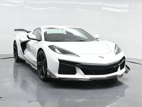 New 2025 Chevrolet Corvette Z06 w/ Z07 Performance Package RWD image 57